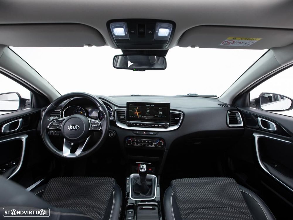Kia Ceed SW - 8