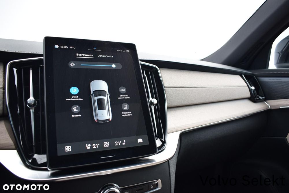 Volvo XC 90 - 30