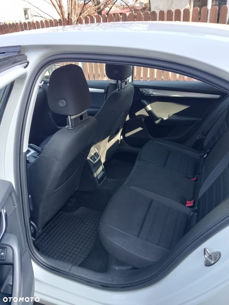 Skoda Octavia 1.4 TSI Active - 5