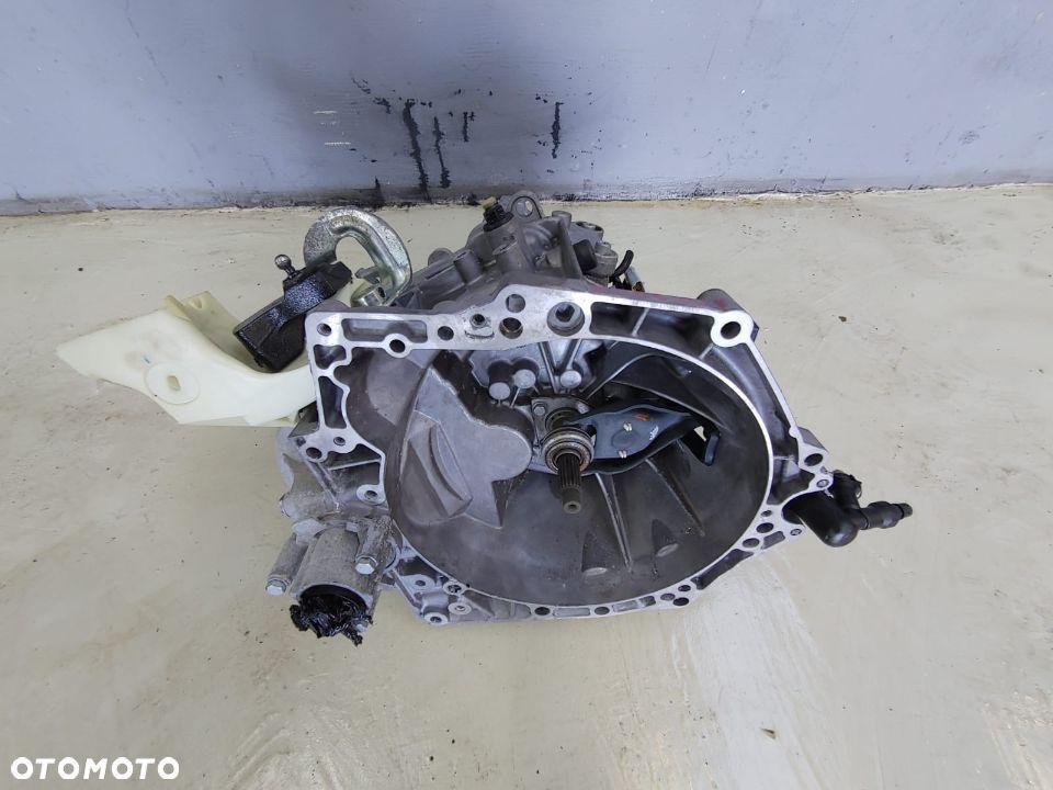 Opel Crossland X 1.2 BENZYNA MANUALNA 5B SKRZYNIA 5 BIEGÓW - 2