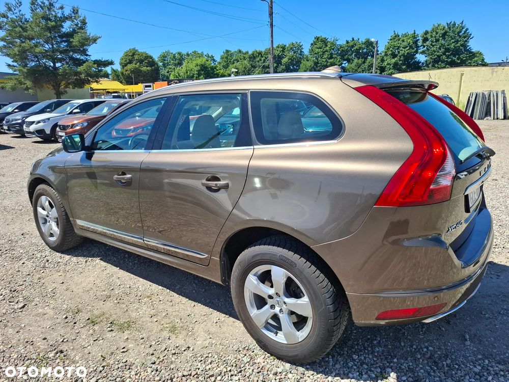 Volvo XC 60 D4 Geartronic Kinetic - 9