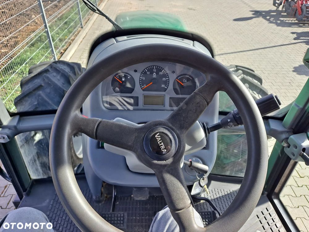Valtra T120 - 12