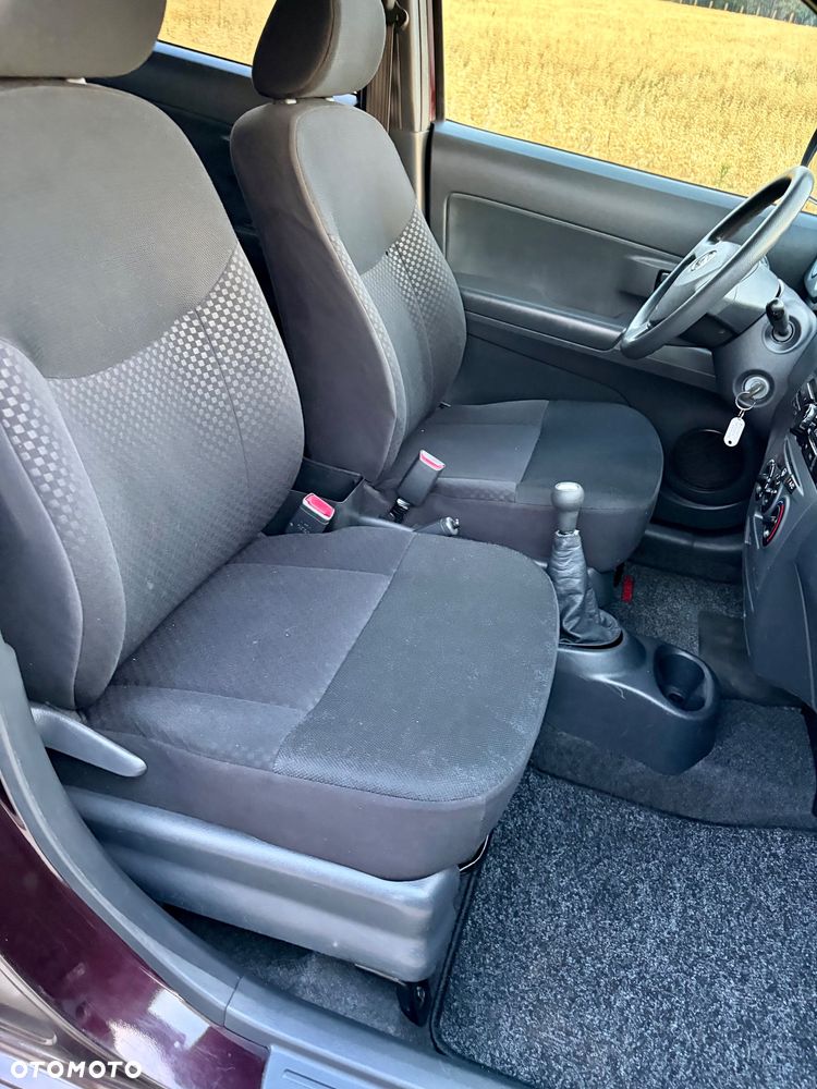 Daihatsu Materia - 21
