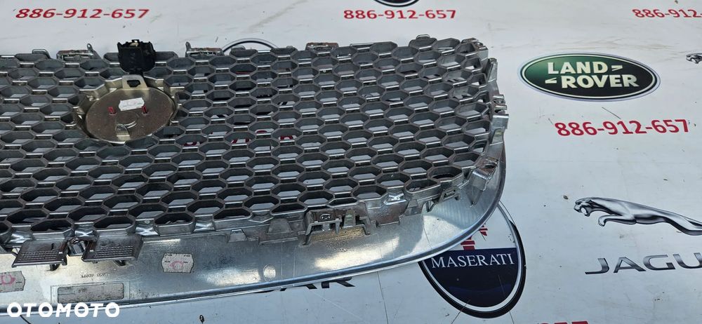 Jaguar XJ 351 LIFT 2016-2019 Atrapa zderzaka przedniego pod kamerę Grill Kamera Kratka środkowa  znaczek emblemat - 9