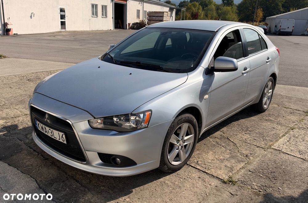 Mitsubishi Lancer