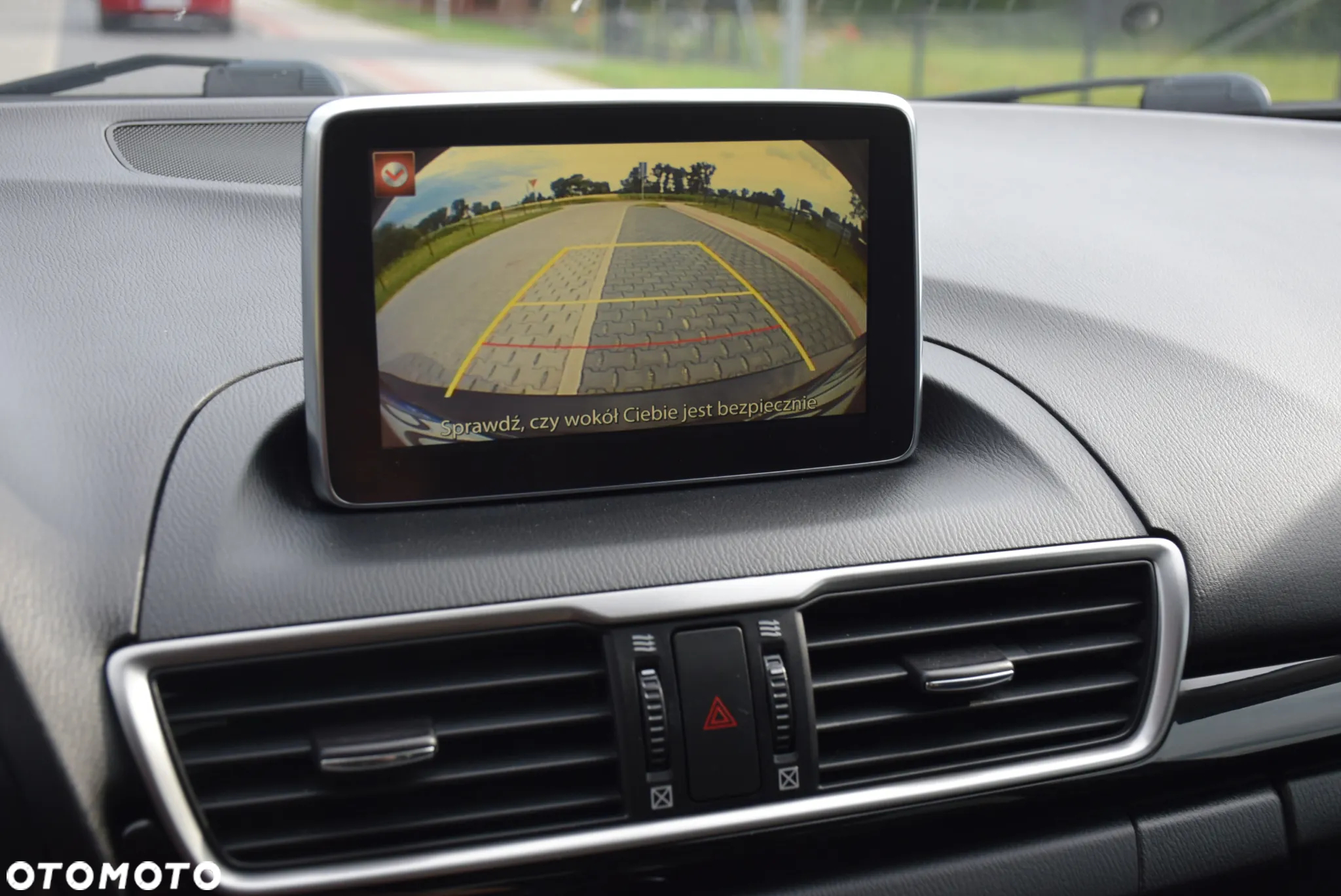 Mazda 3 SKYACTIV-G 120 Center-Line - 10
