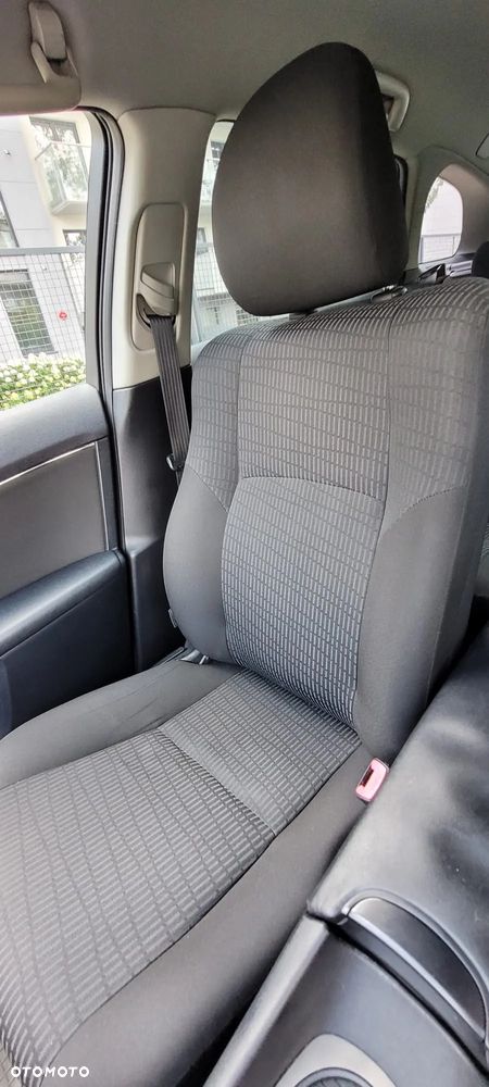 Toyota Avensis 2.2 D-4D Sol Plus - 13