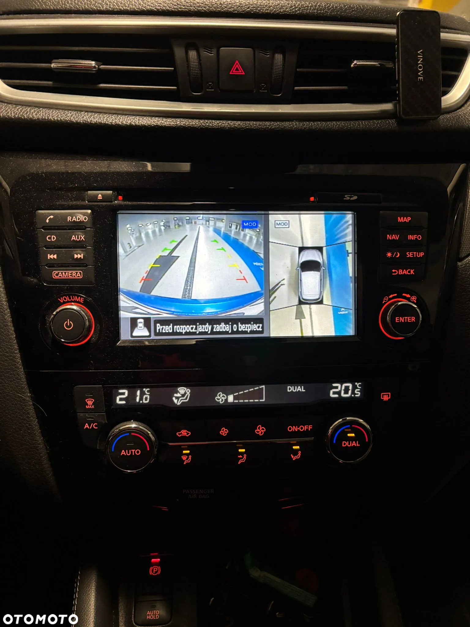 Nissan Qashqai 1.6 DCi 4x4 N-Connecta EU6 - 12