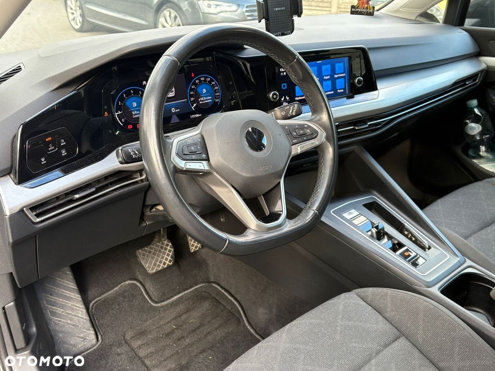 Volkswagen Golf - 12