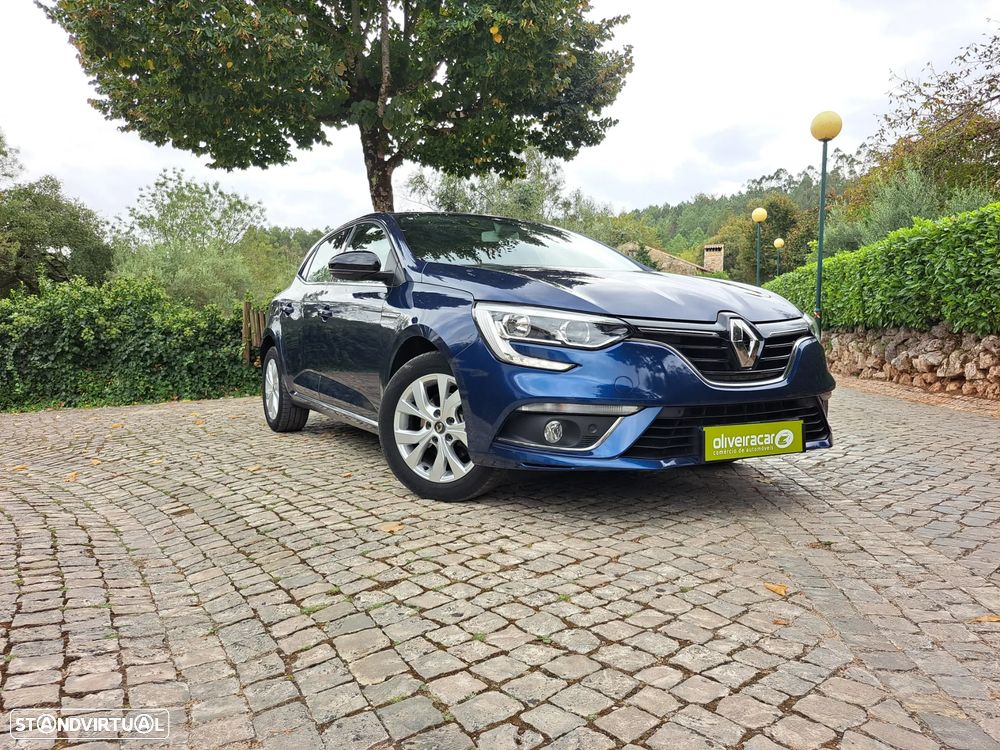 Renault Mégane TCe 140 GPF LIMITED - 12