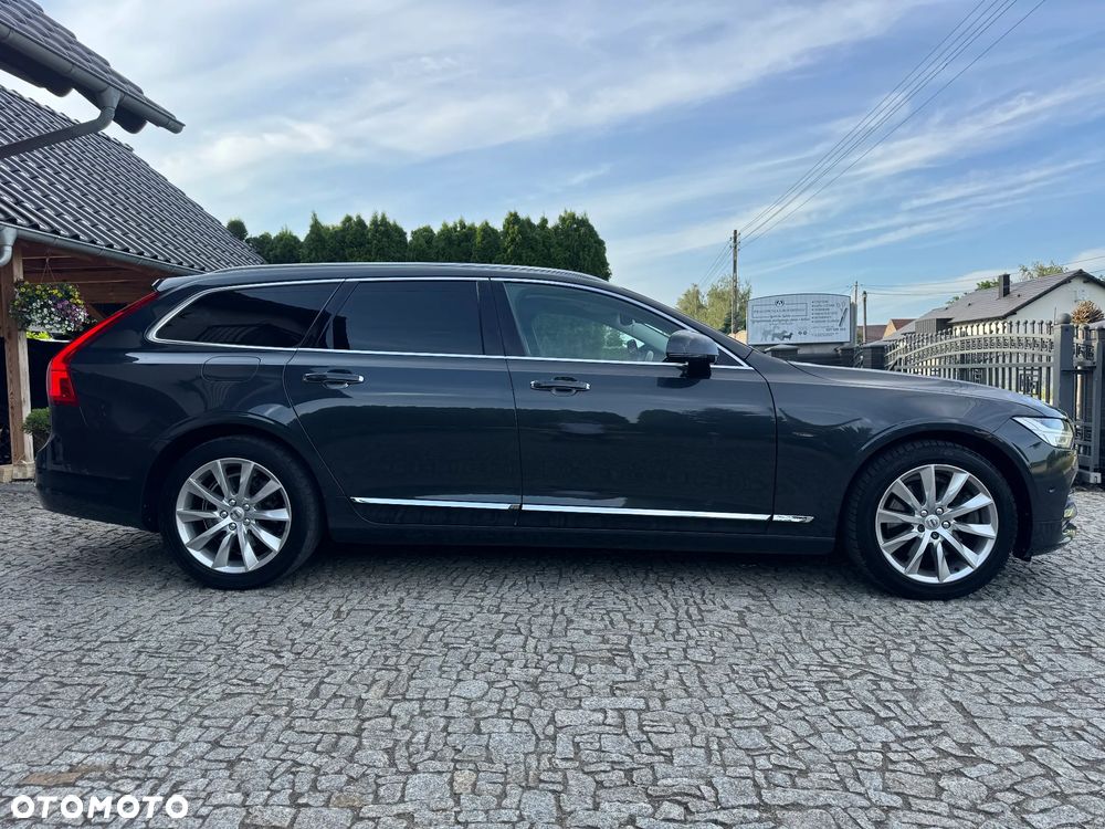 Volvo V90 D5 AWD Geartronic Inscription - 4