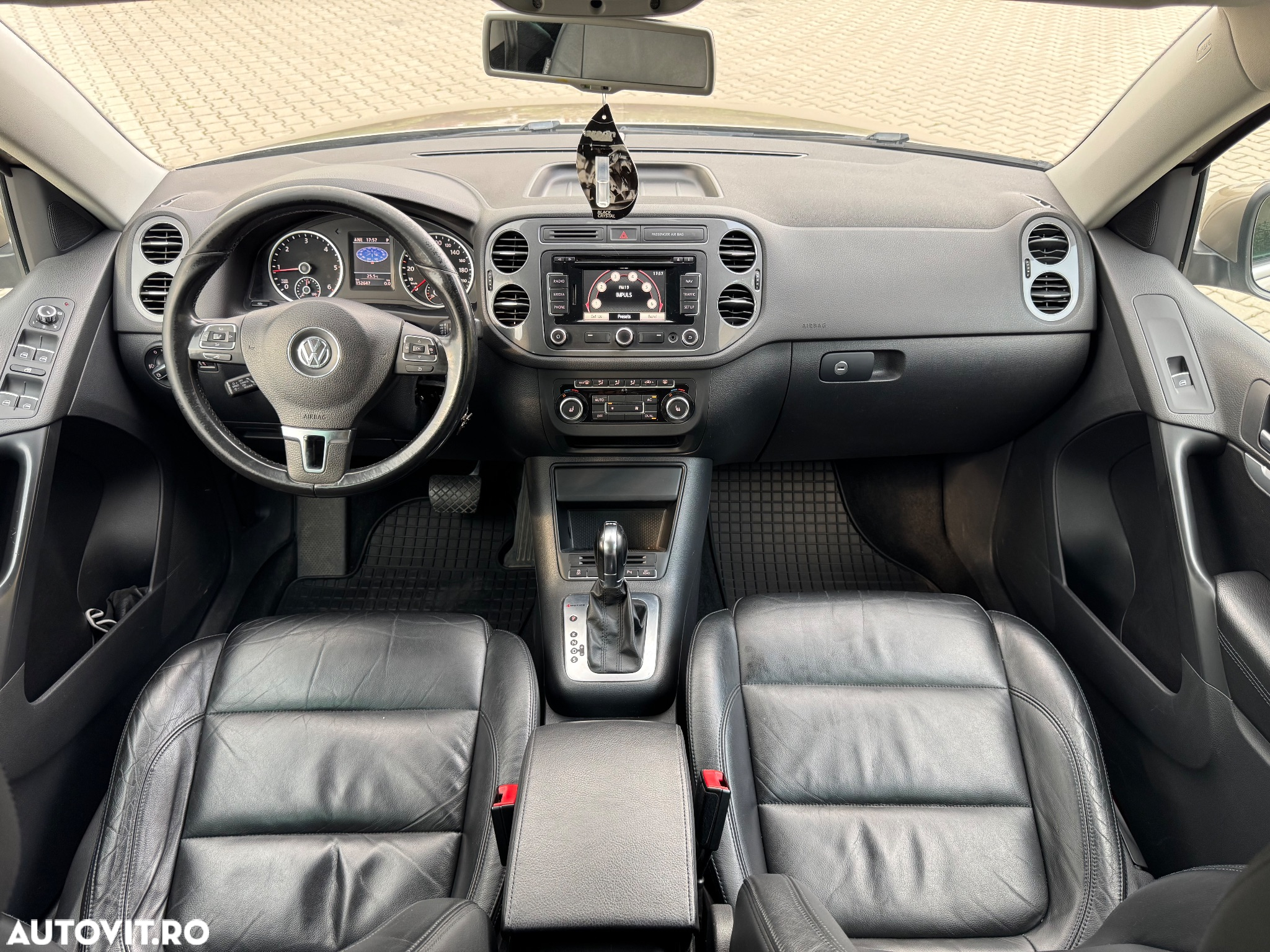 Volkswagen Tiguan 2.0 TDI 4Mot DSG Highline - 9