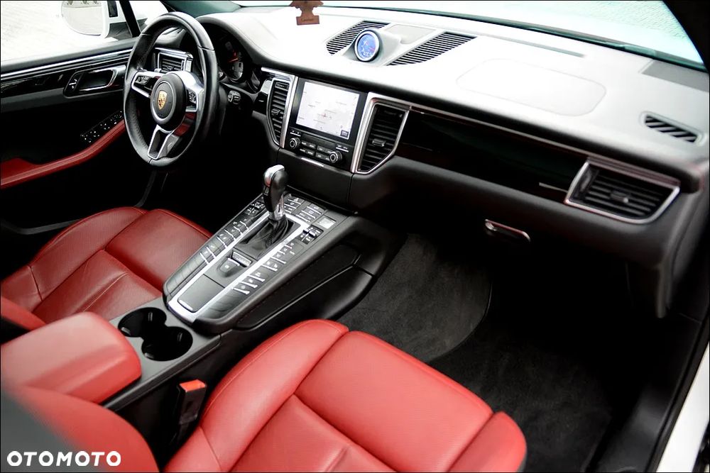 Porsche Macan Standard - 28