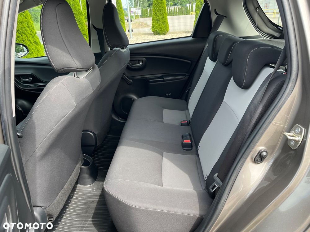 Toyota Yaris 1.5 Premium - 16