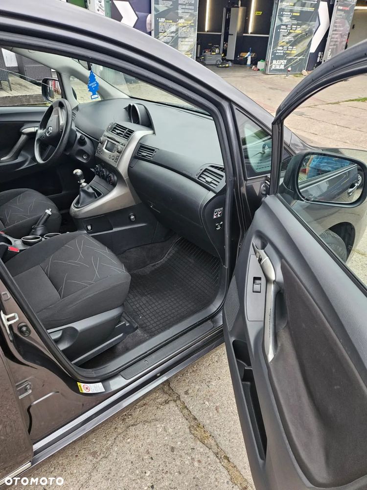 Toyota Verso 1.6 Luna EU5 - 16