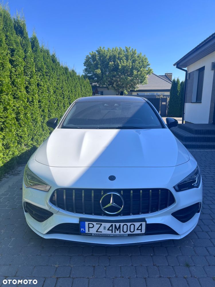 Mercedes-Benz CLA 220 4-Matic AMG Line 7G-DCT - 3