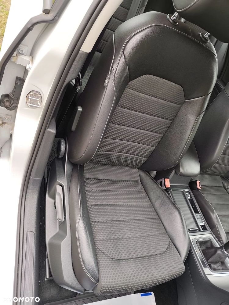 Volkswagen Golf VII 1.4 TSI BMT Highline Perfectline - 31