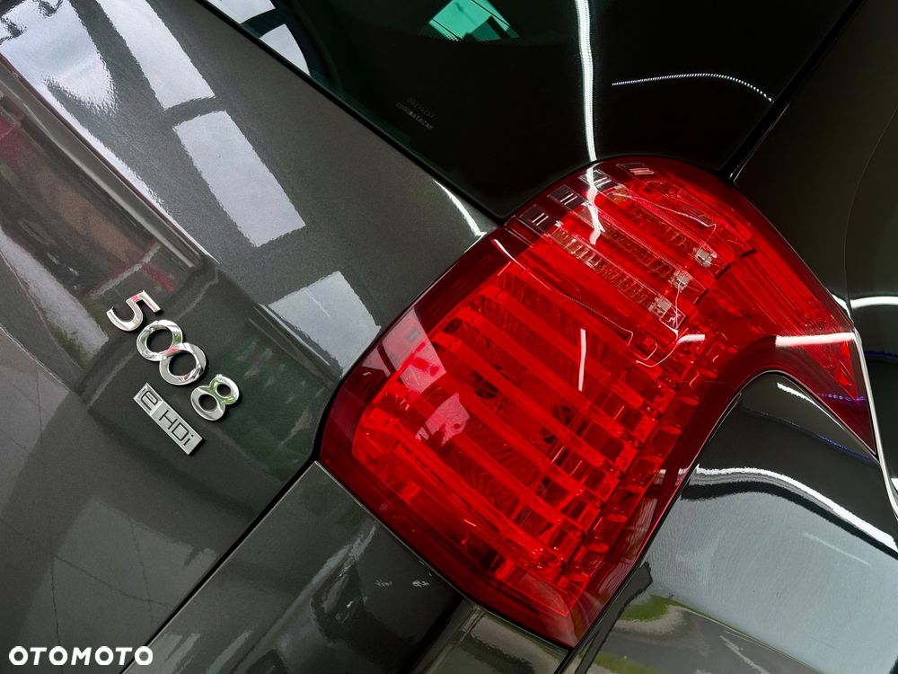 Peugeot 5008 e-HDI 115 ETG6 Stop&Start Business-Line - 32