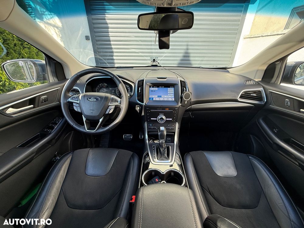 Ford Edge 2.0 TDCi Powershift Titanium - 24