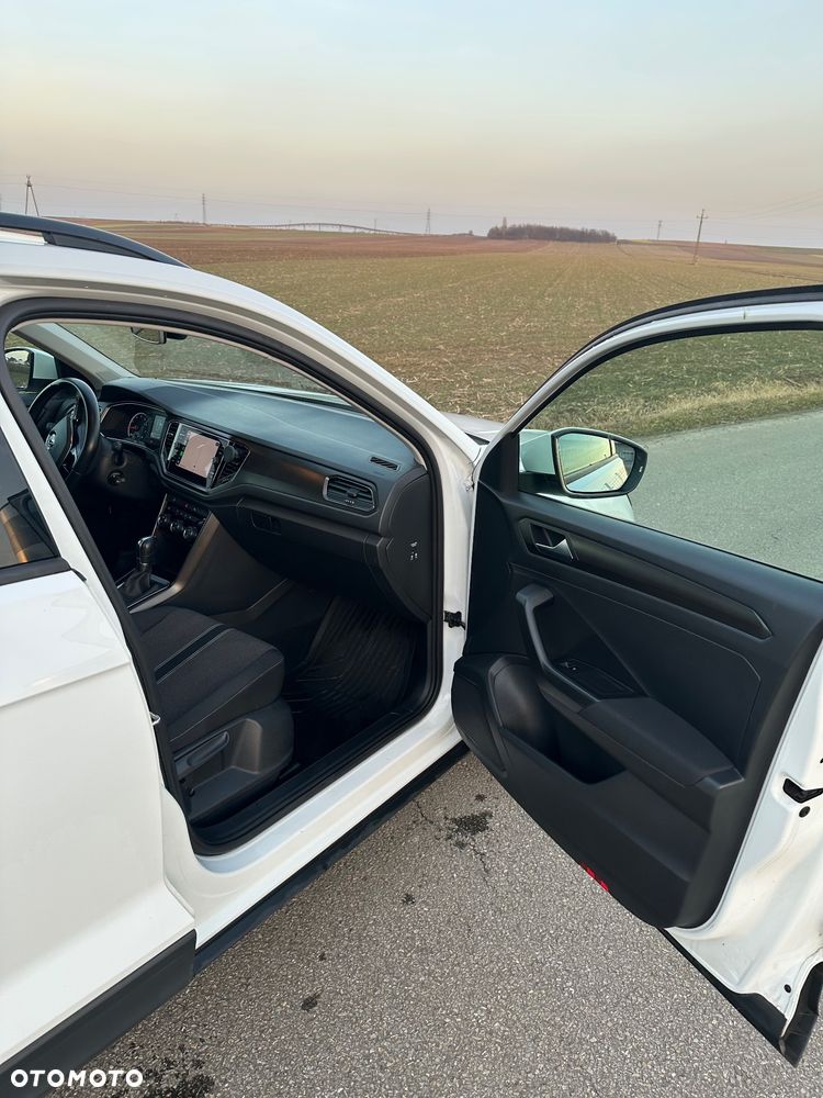 Volkswagen T-Roc 1.5 TSI ACT Advance DSG - 18