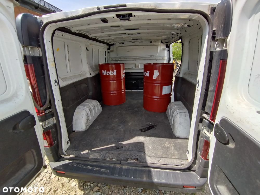Renault Trafic - 11