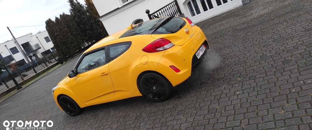 Hyundai Veloster - 6
