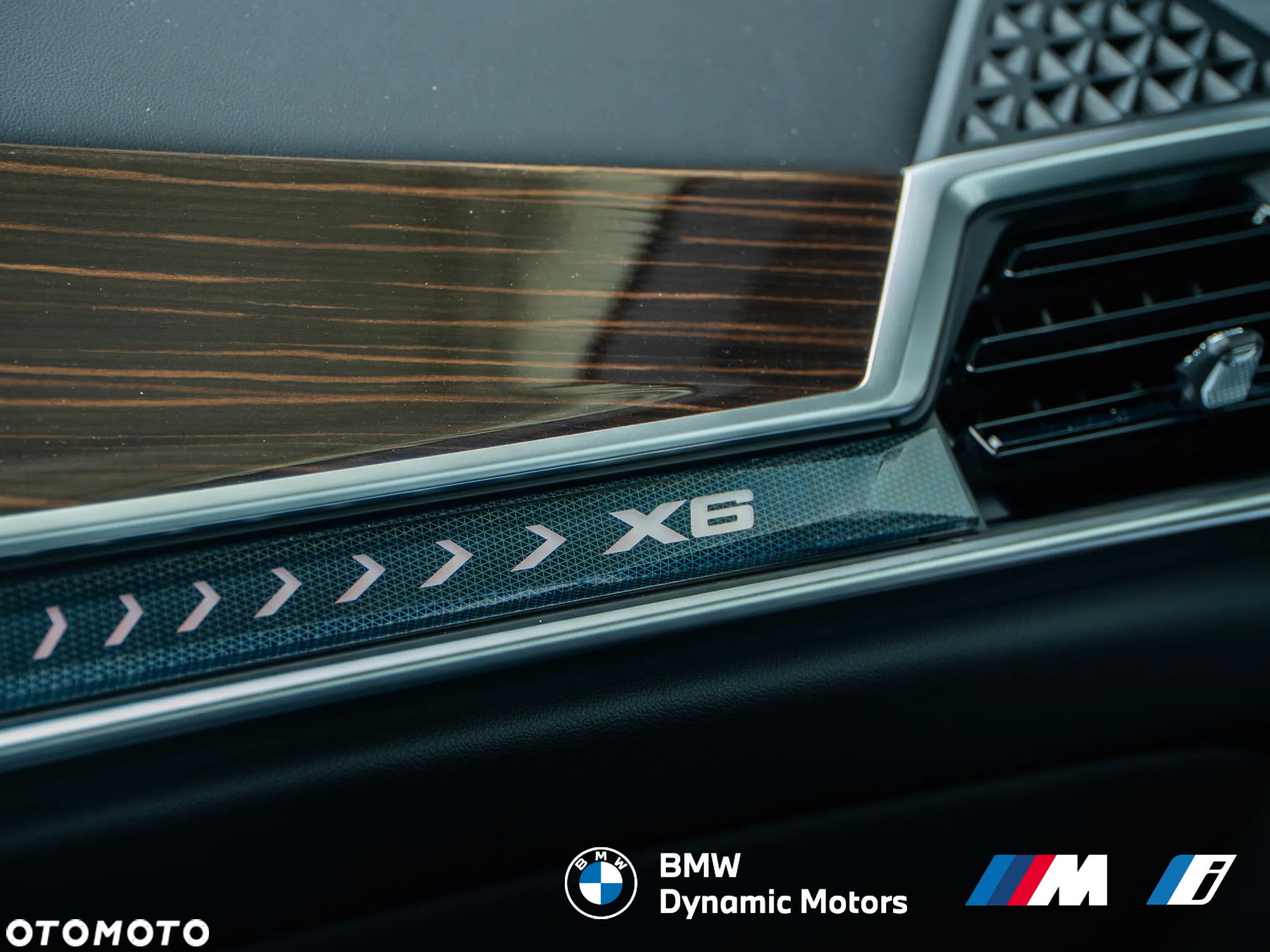BMW X6 xDrive40i M Sport - 30
