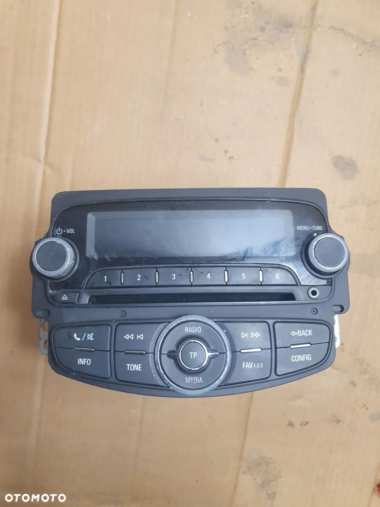} OPEL CORSA E RADIO USB AUX 557799431 - 7