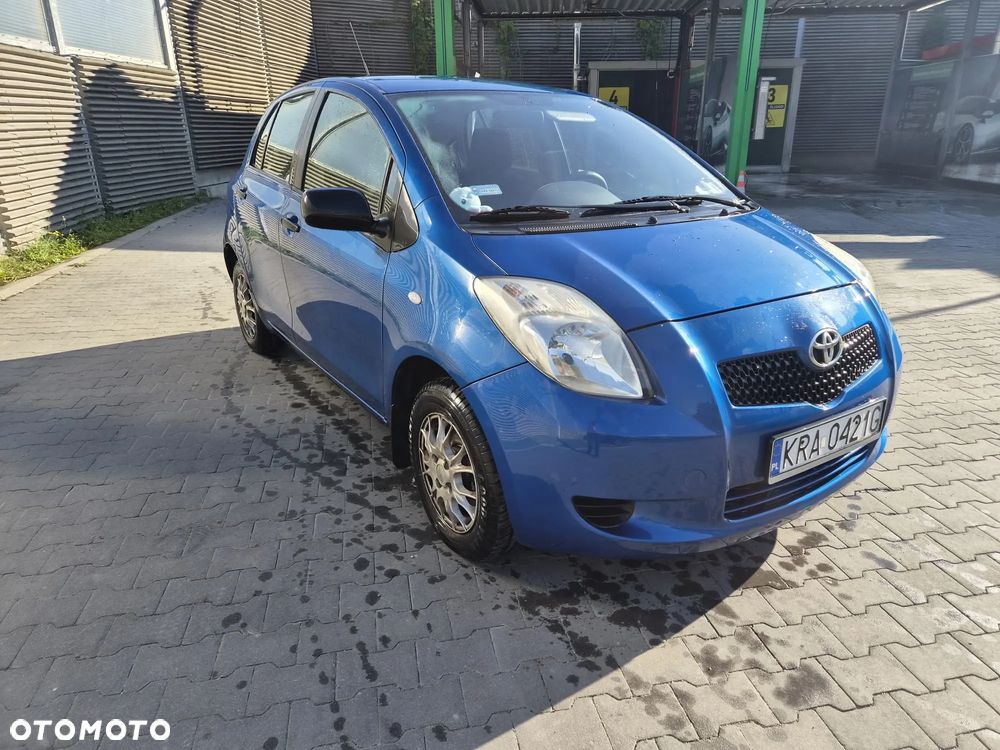 Toyota Yaris 1.0 Luna - 1