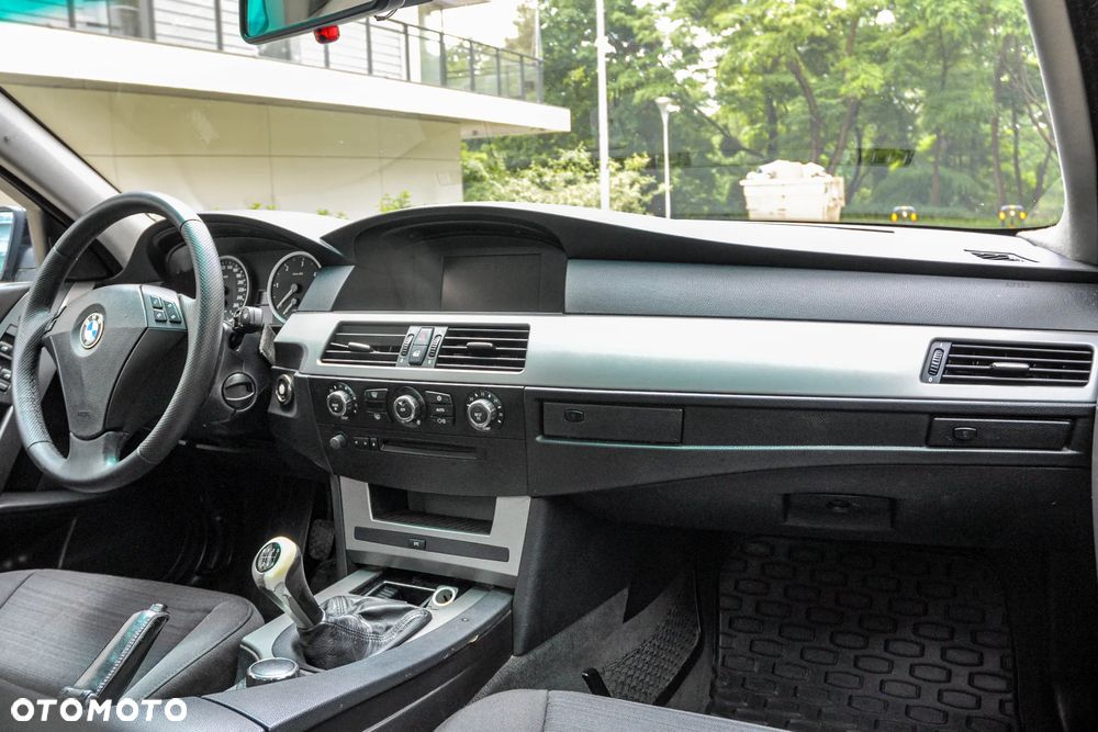 BMW Seria 5 - 10