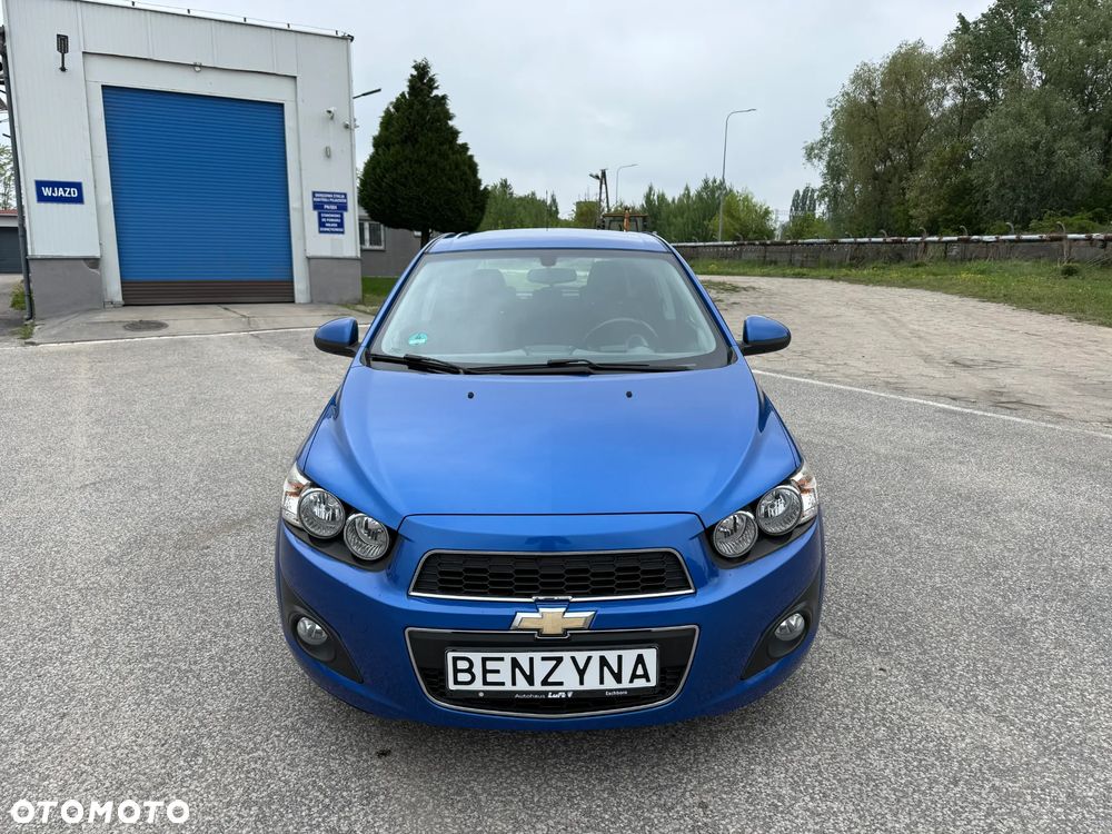 Chevrolet Aveo 1.6 LTZ - 9