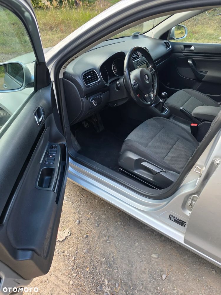 Volkswagen Golf VI 2.0 TDI Comfortline - 16