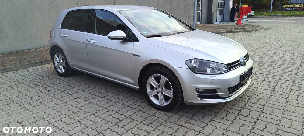 Volkswagen Golf 2.0 BlueTDI DSG Comfortline - 11