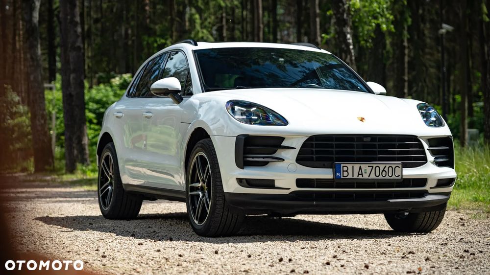 Porsche Macan - 1