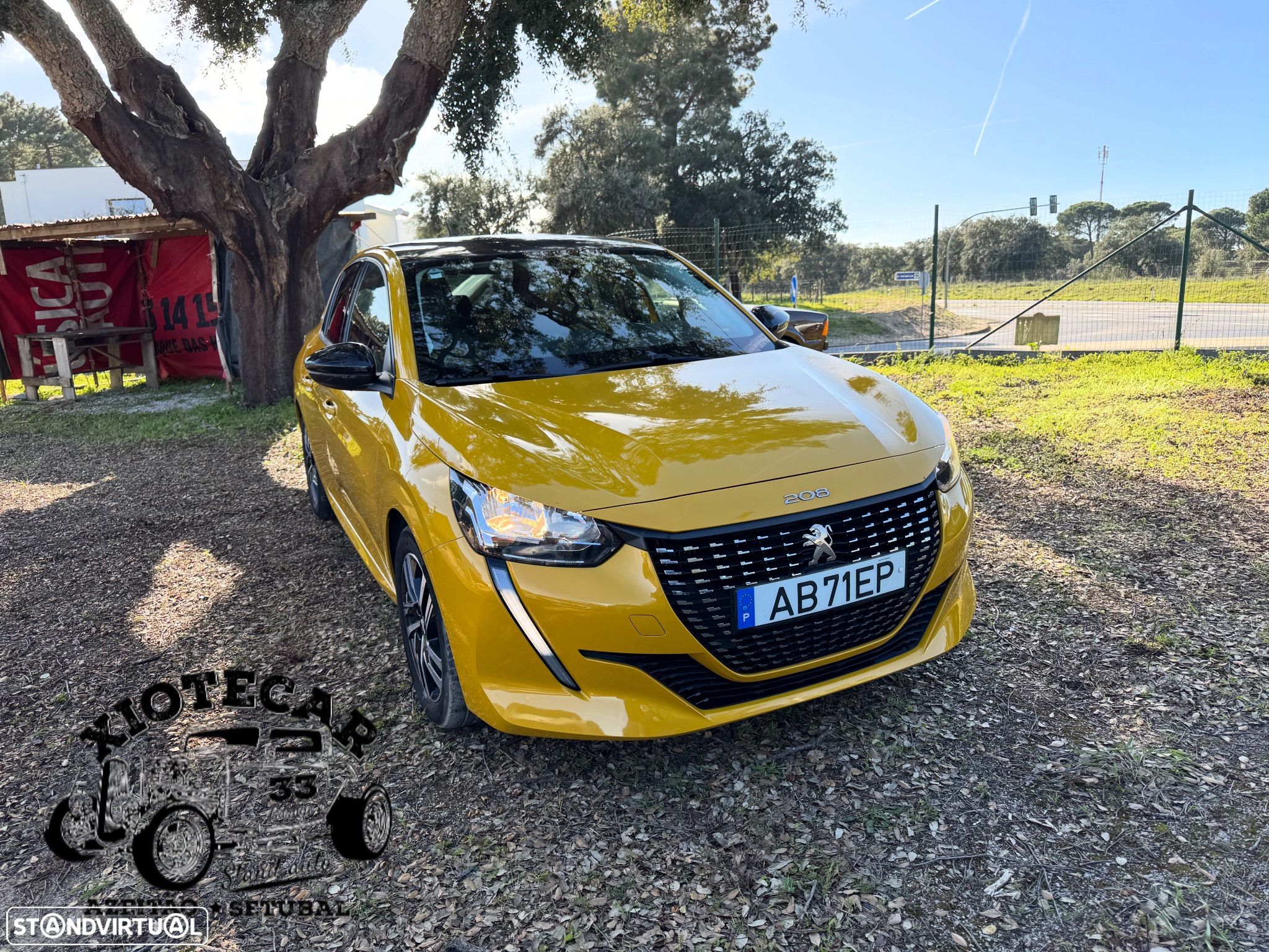 Peugeot 208 1.2 PureTech Allure - 1