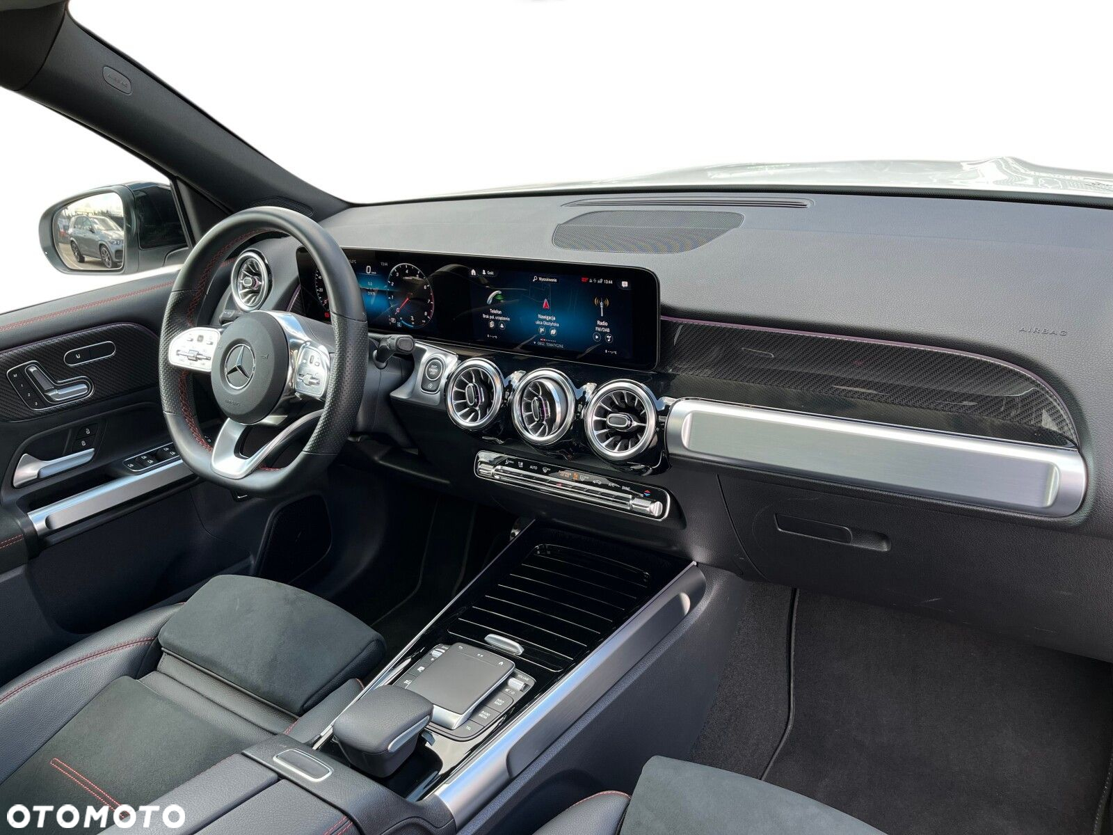 Mercedes-Benz GLB - 9