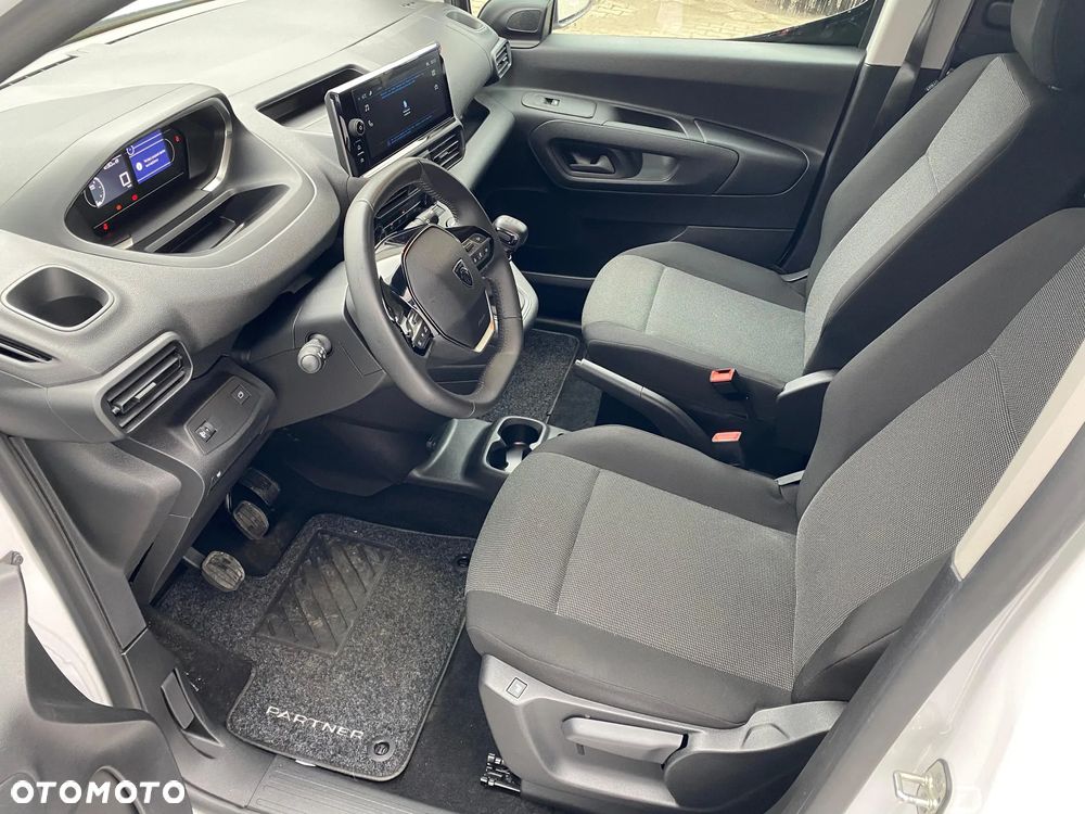 Peugeot PARTNER Van Long L2H1 1.5 100KM - 18