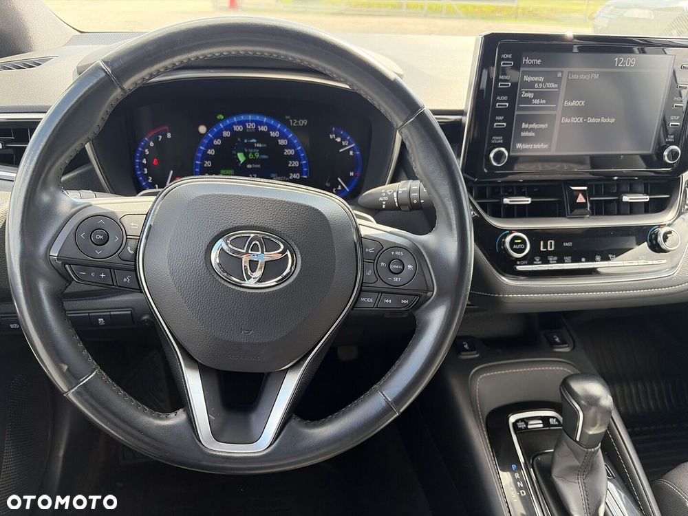 Toyota Corolla 2.0 Hybrid Comfort - 18