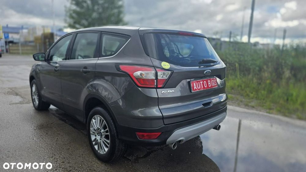 Ford Kuga - 4