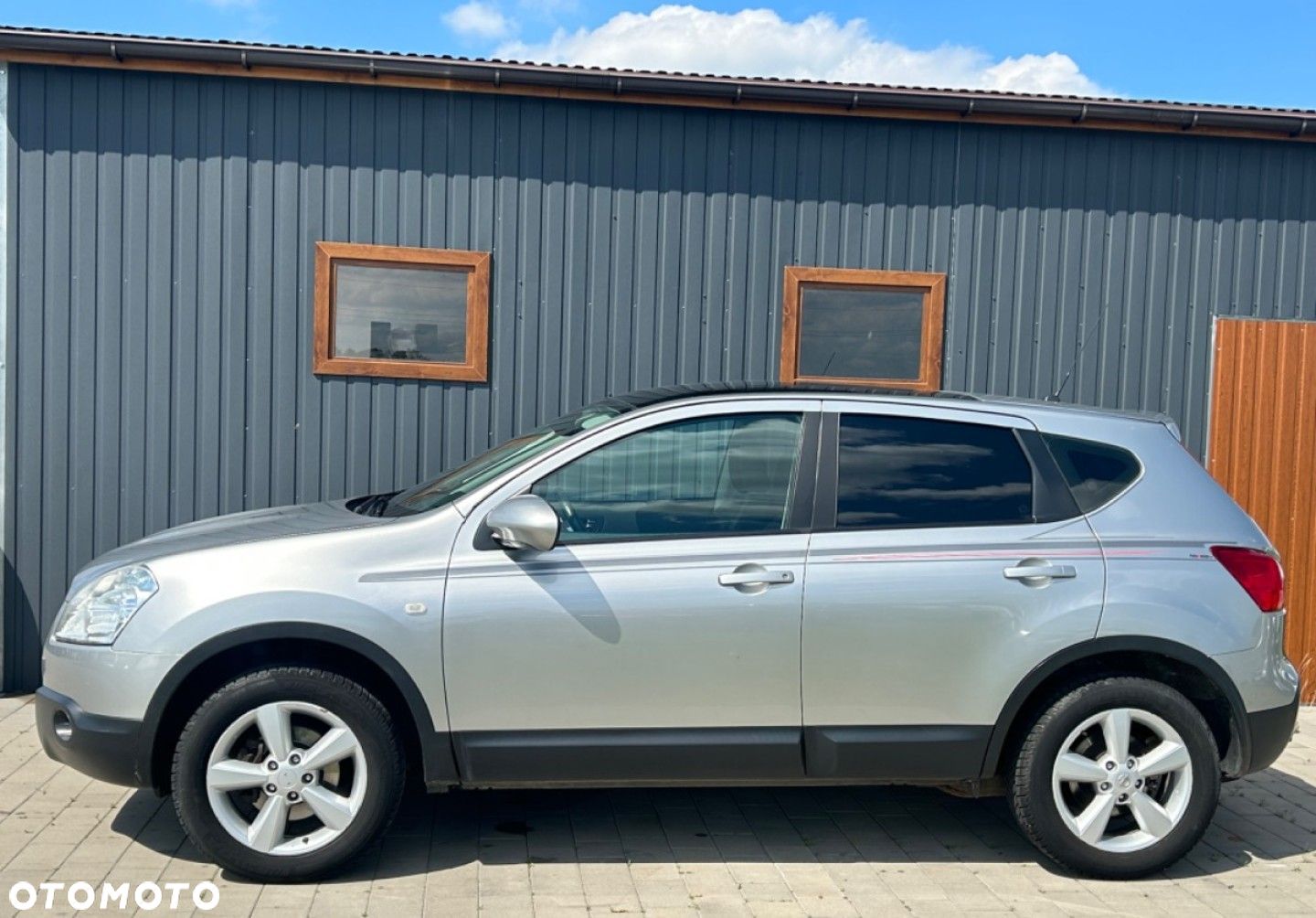 Nissan Qashqai - 1