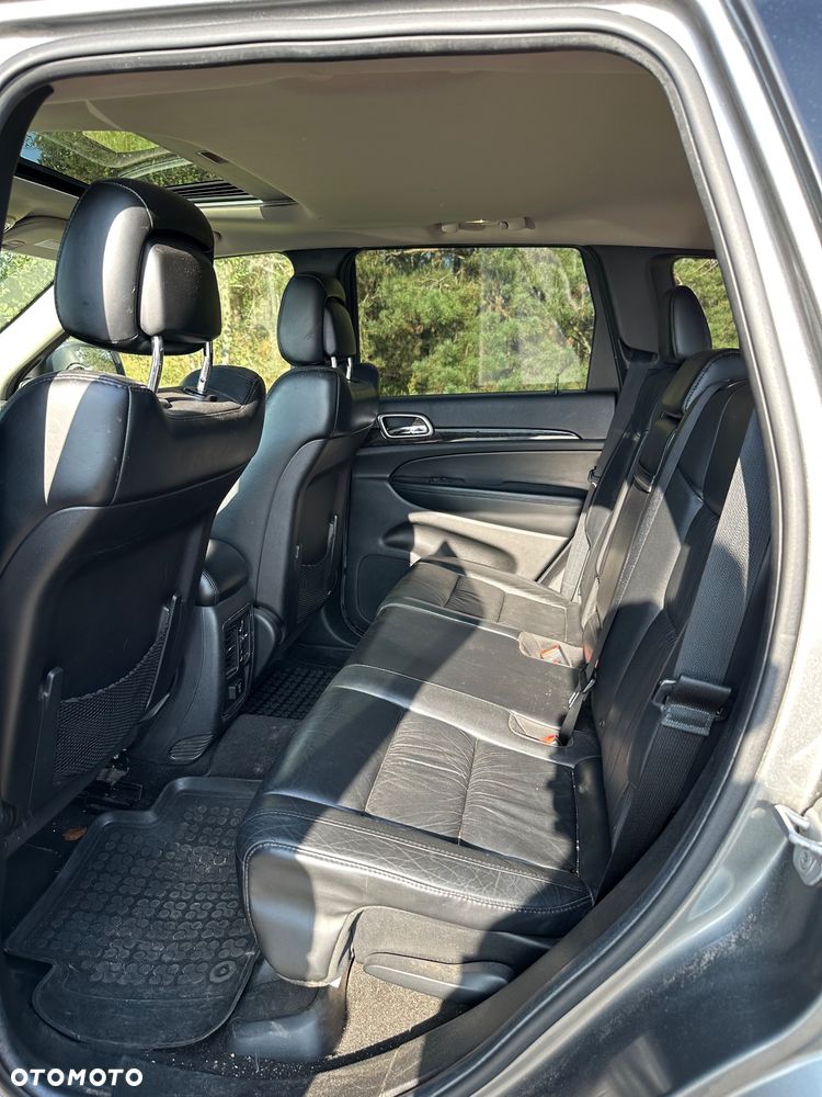 Jeep Grand Cherokee - 13