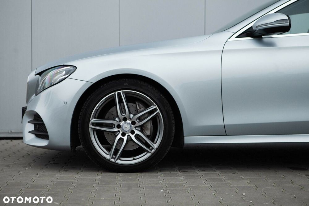 Mercedes-Benz Klasa E 220 d 9G-TRONIC - 14