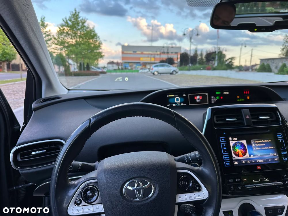 Toyota Prius 1.8 Hybrid Prestige - 16