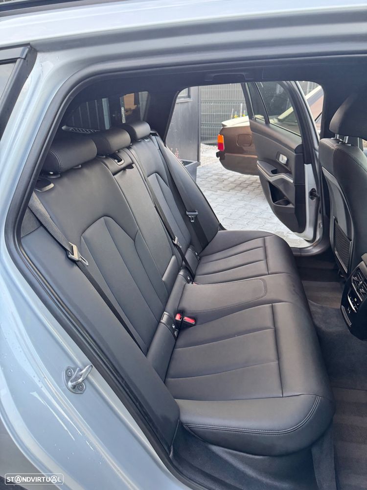 BMW 330 e xDrive Aut. Luxury Line - 14