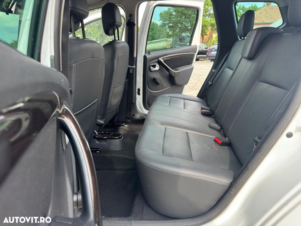 Dacia Duster 1.6 16V 105 4x4 Laureate - 24
