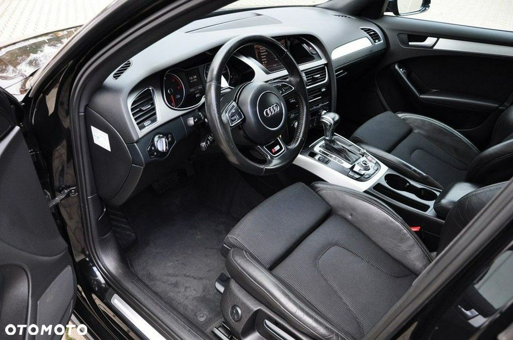 Audi A4 Avant 3.0 TDI DPF multitronic S line Sportpaket - 32