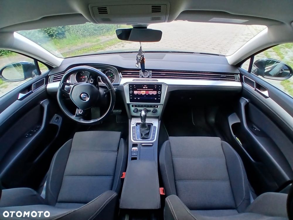 Volkswagen Passat 1.8 TSI BMT Comfortline DSG - 19