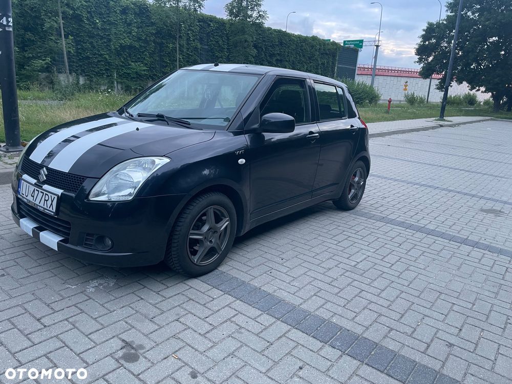 Suzuki Swift - 4