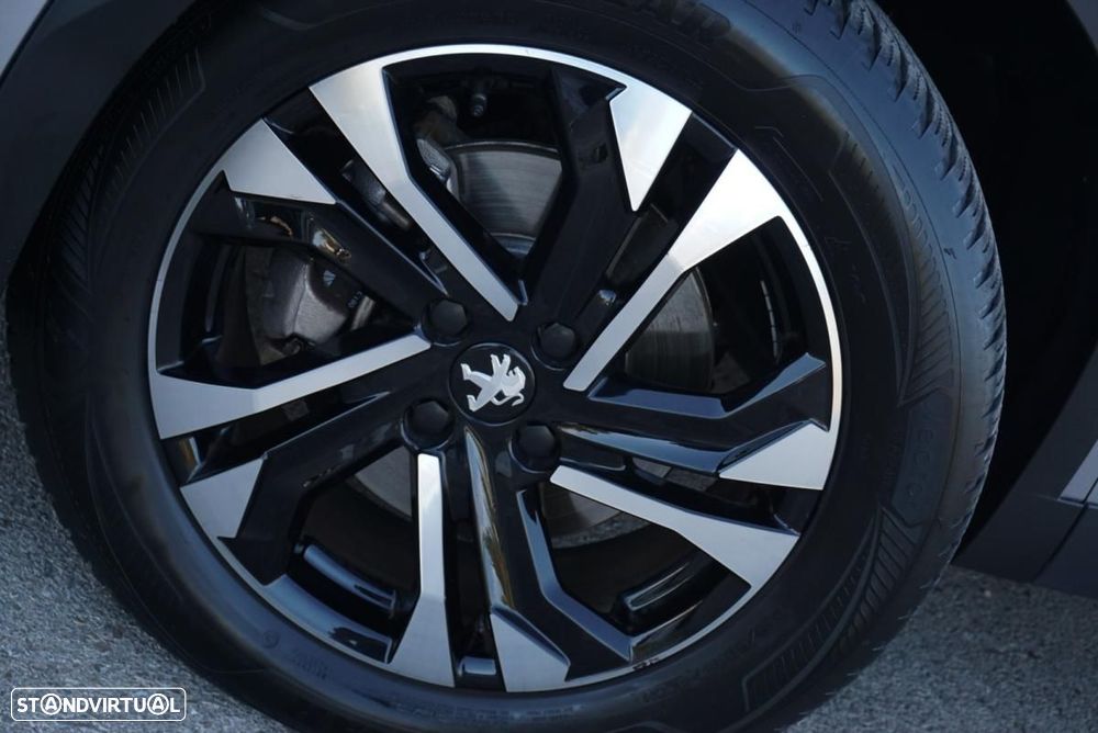 Peugeot e-2008 50 kWh Allure Pack - 36