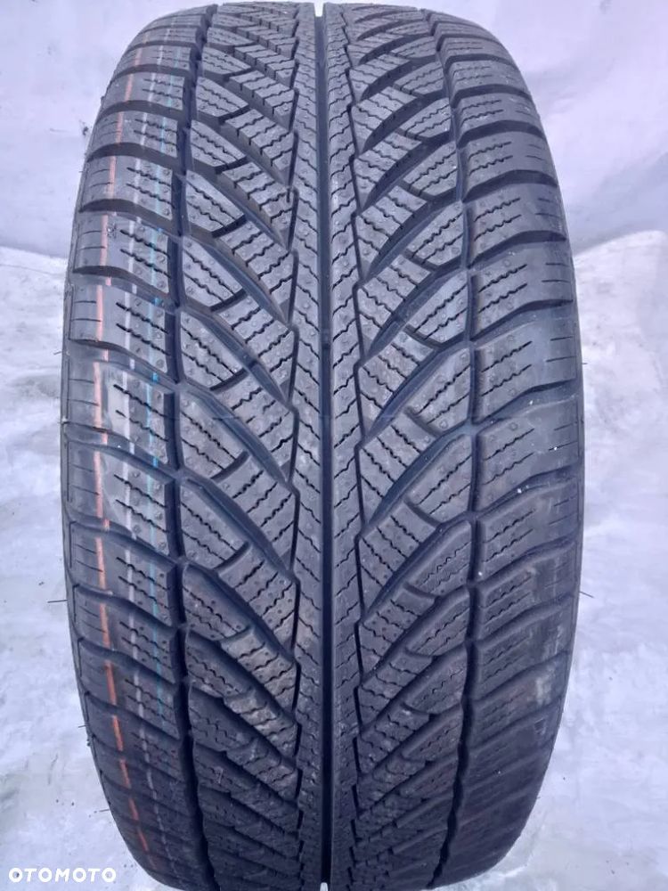 Goodyear UltraGRIP 8 Performance 245/45 R18 100V 2022 - 1